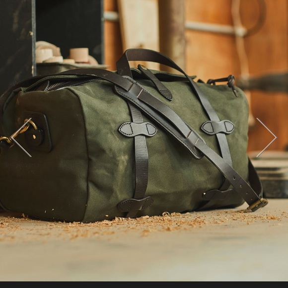 Filson Small Rugged Twill Duffel Bag - Picture 1 of 8